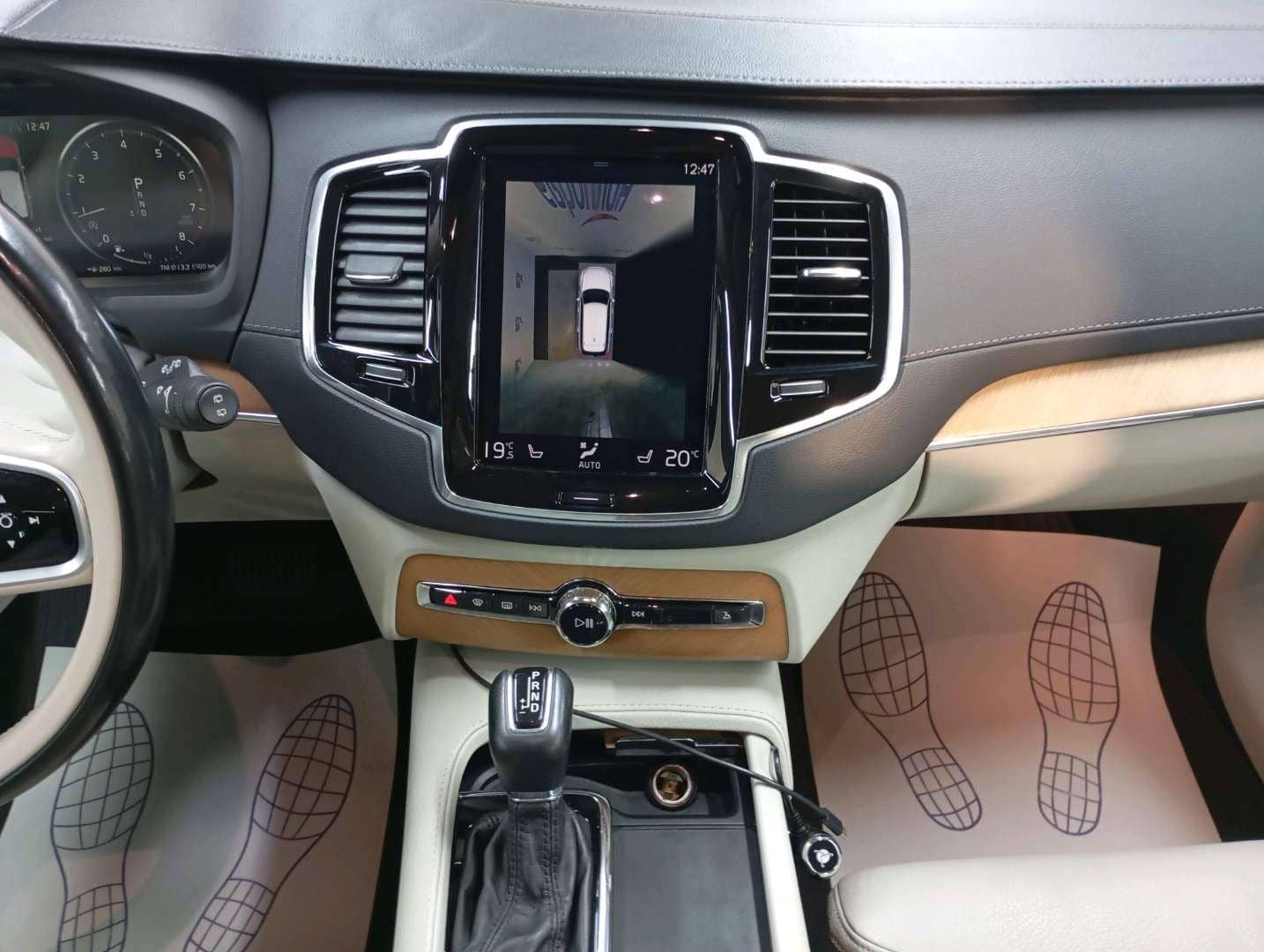 Volvo XC90,  218 999 км, 2021 года в лизинг