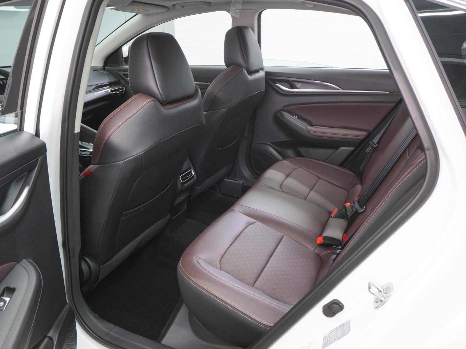 Changan Eado Plus LX 1.4T 7DCT