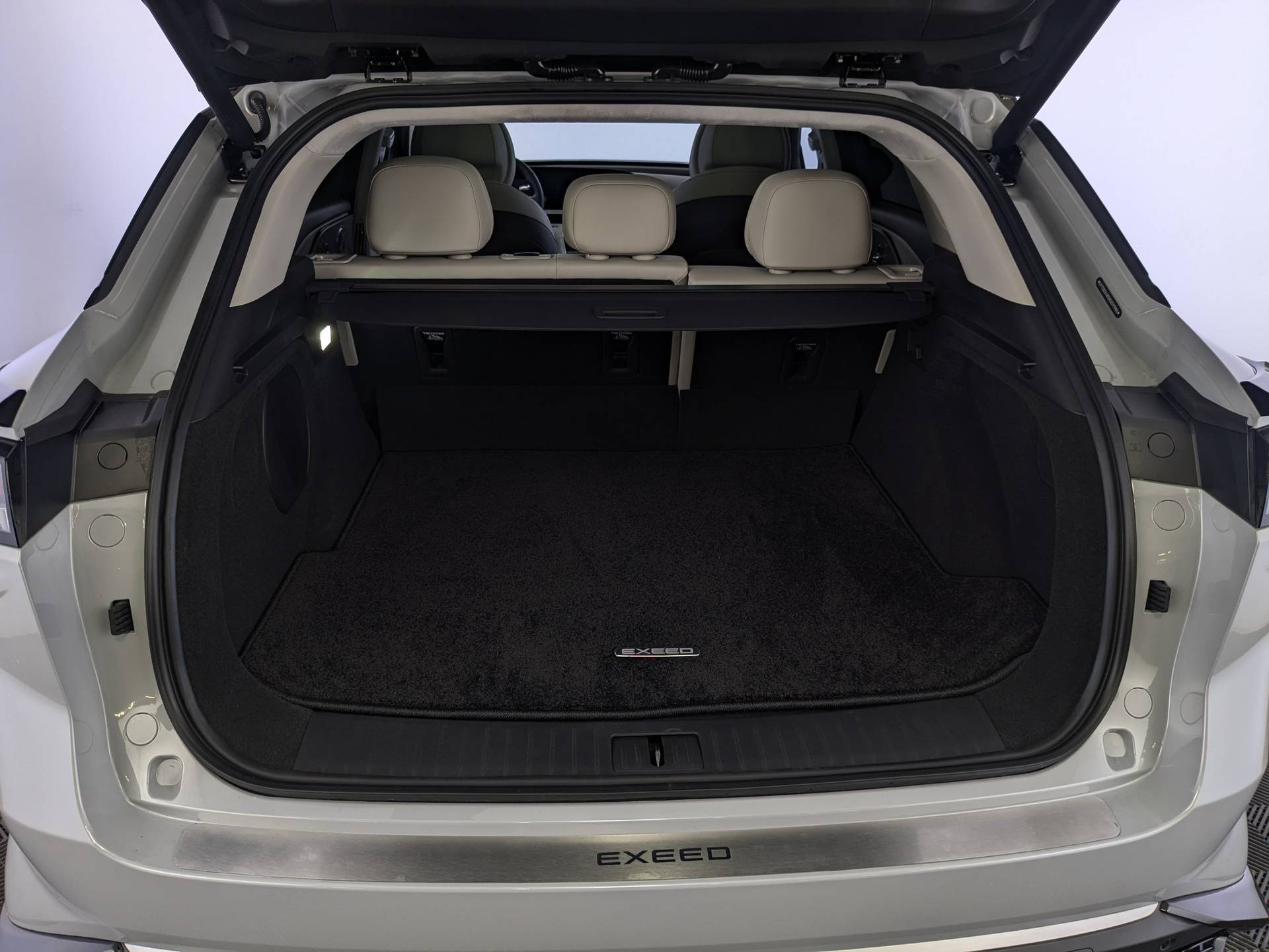 EXEED RX Flagship 2.0 TGDI 8AT AWD