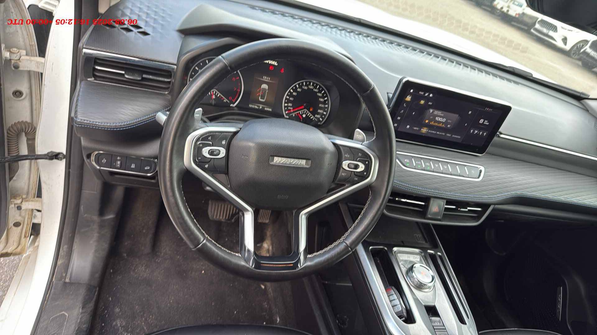 Haval Jolion,  132 000 км, 2023 года в лизинг