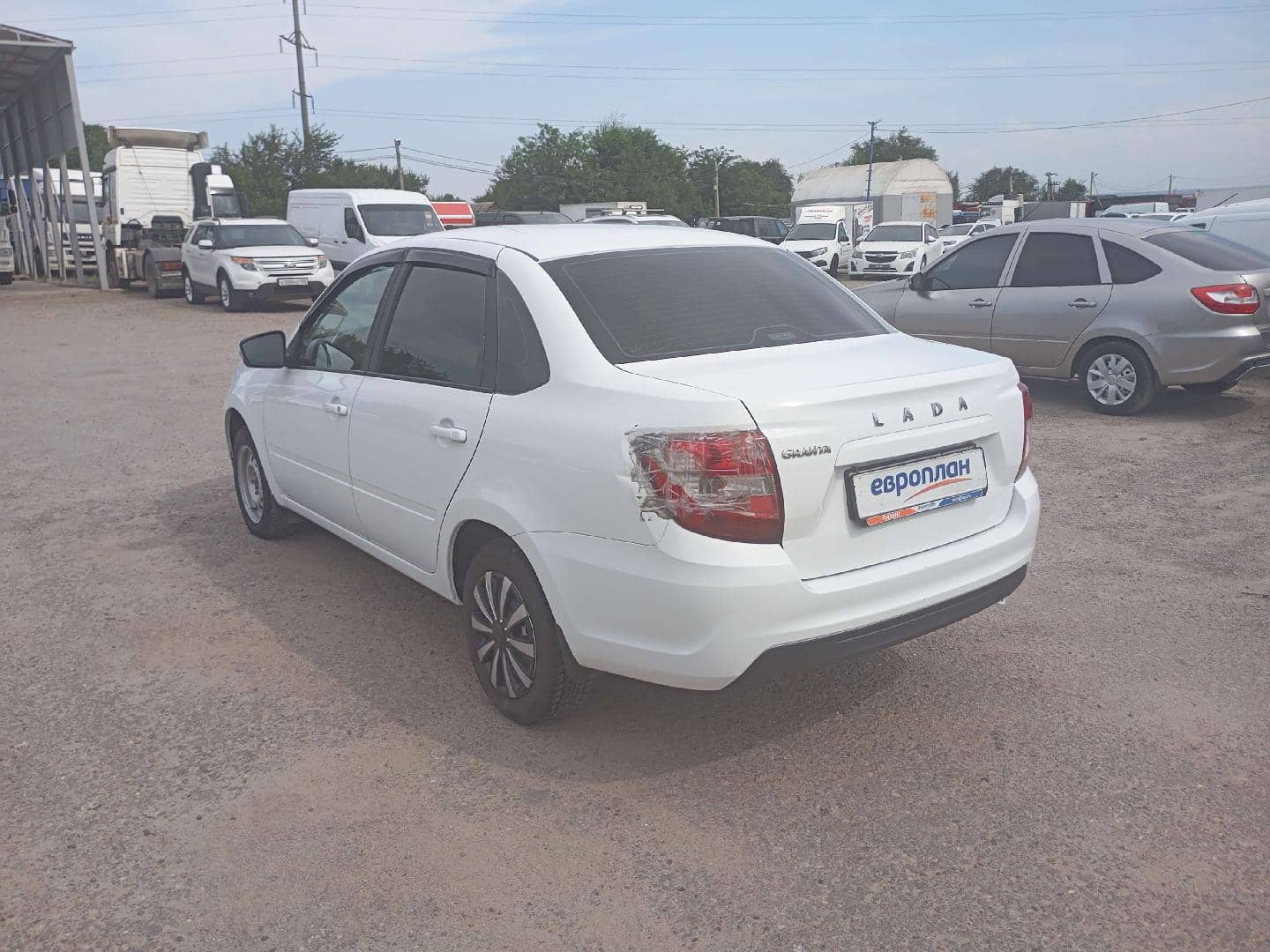 Lada Granta седан,  57 889 км, 2024 года в лизинг