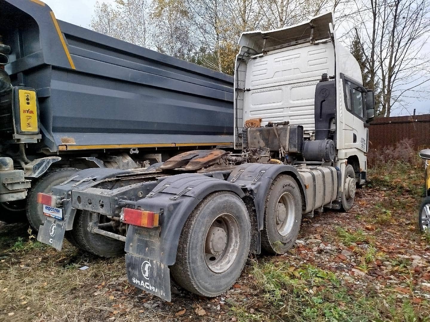 Shacman SX42584W324C,  279 812 км, 2022 года в лизинг