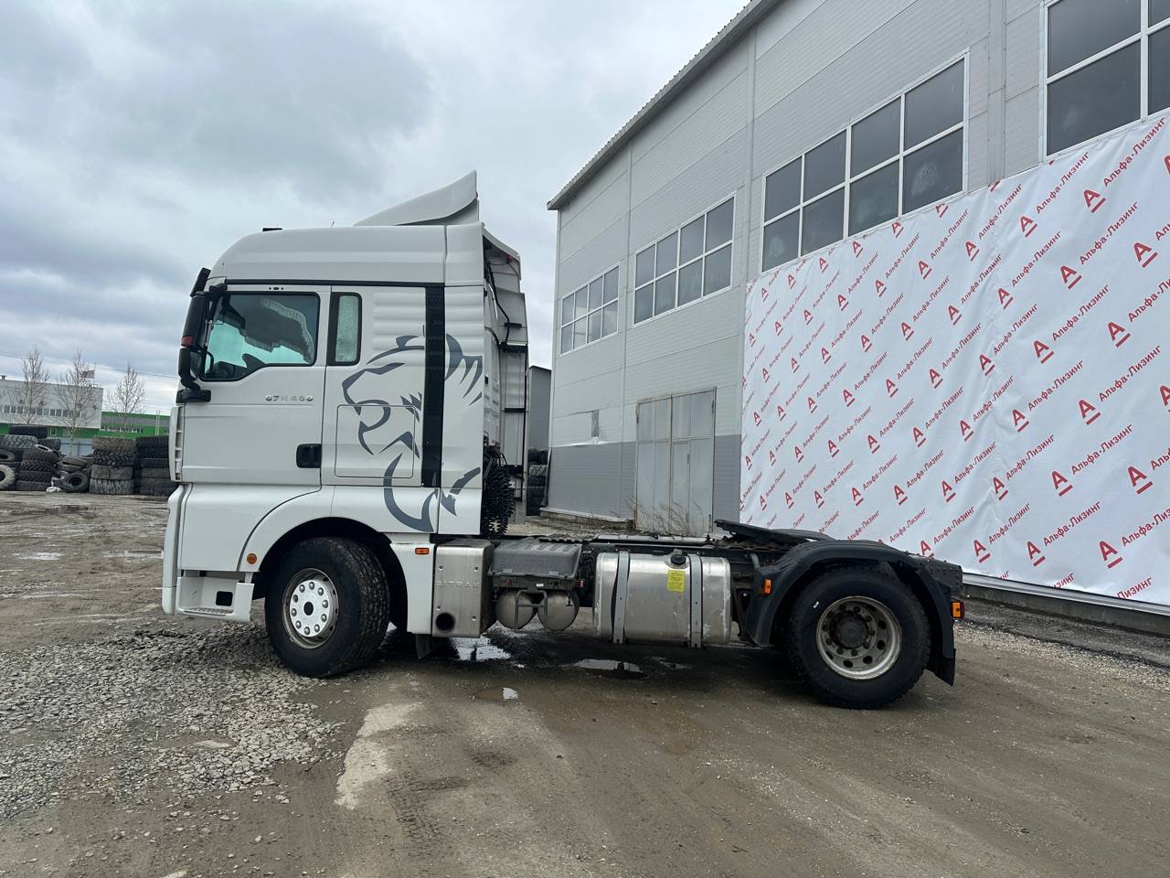 Sitrak C7H 4x2 ZZ4186V361HE,  421 770 км, 2022 года в лизинг
