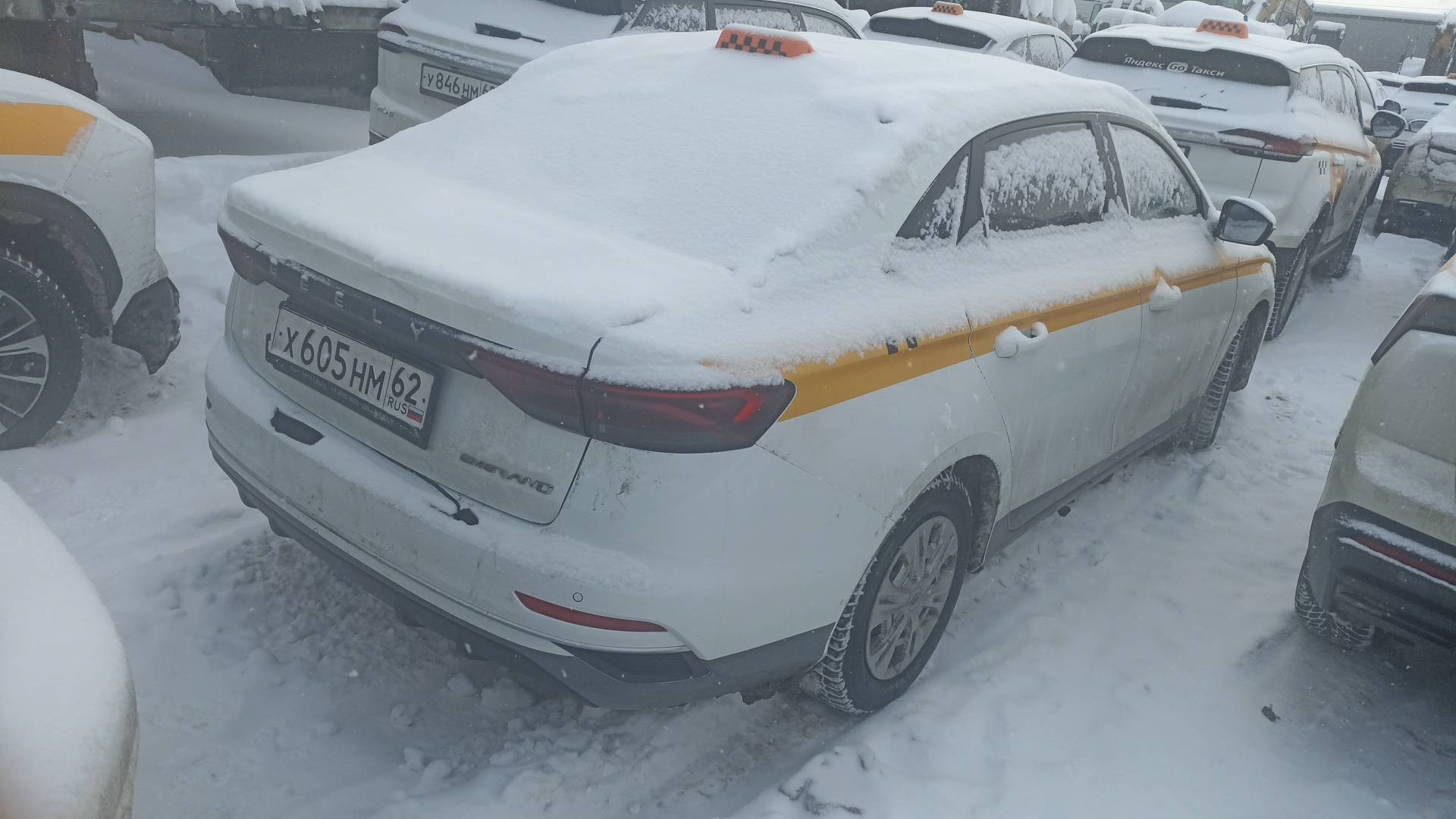 Geely Emgrand,  179 956 км, 2023 года в лизинг