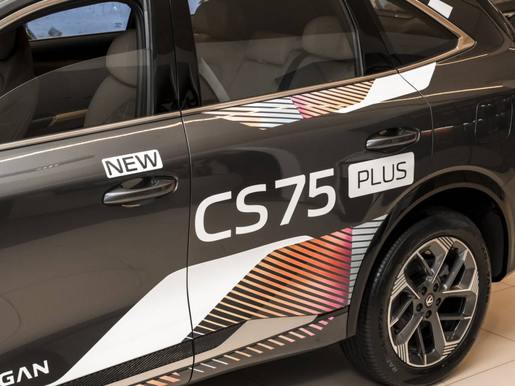 Changan CS75 Plus Luxe 2.0AT 233hp