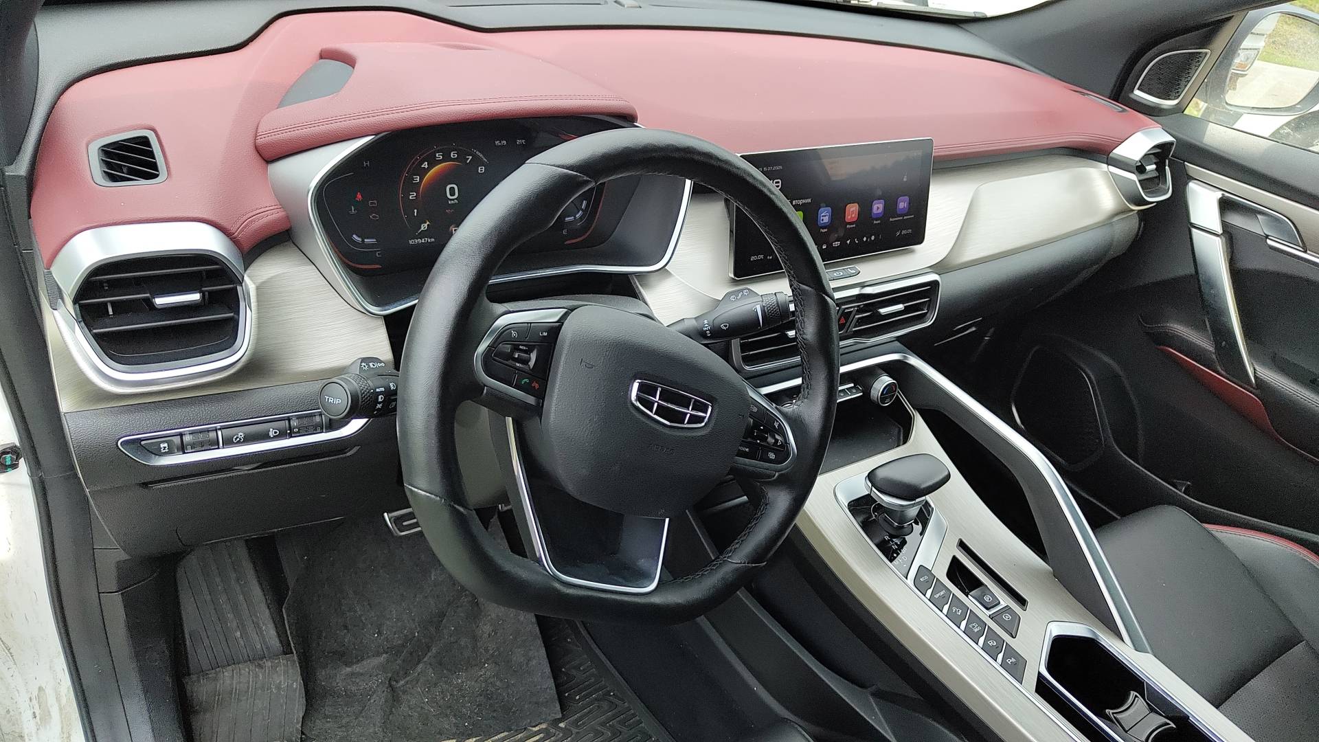 Geely Coolray,  103 947 км, 2023 года в лизинг