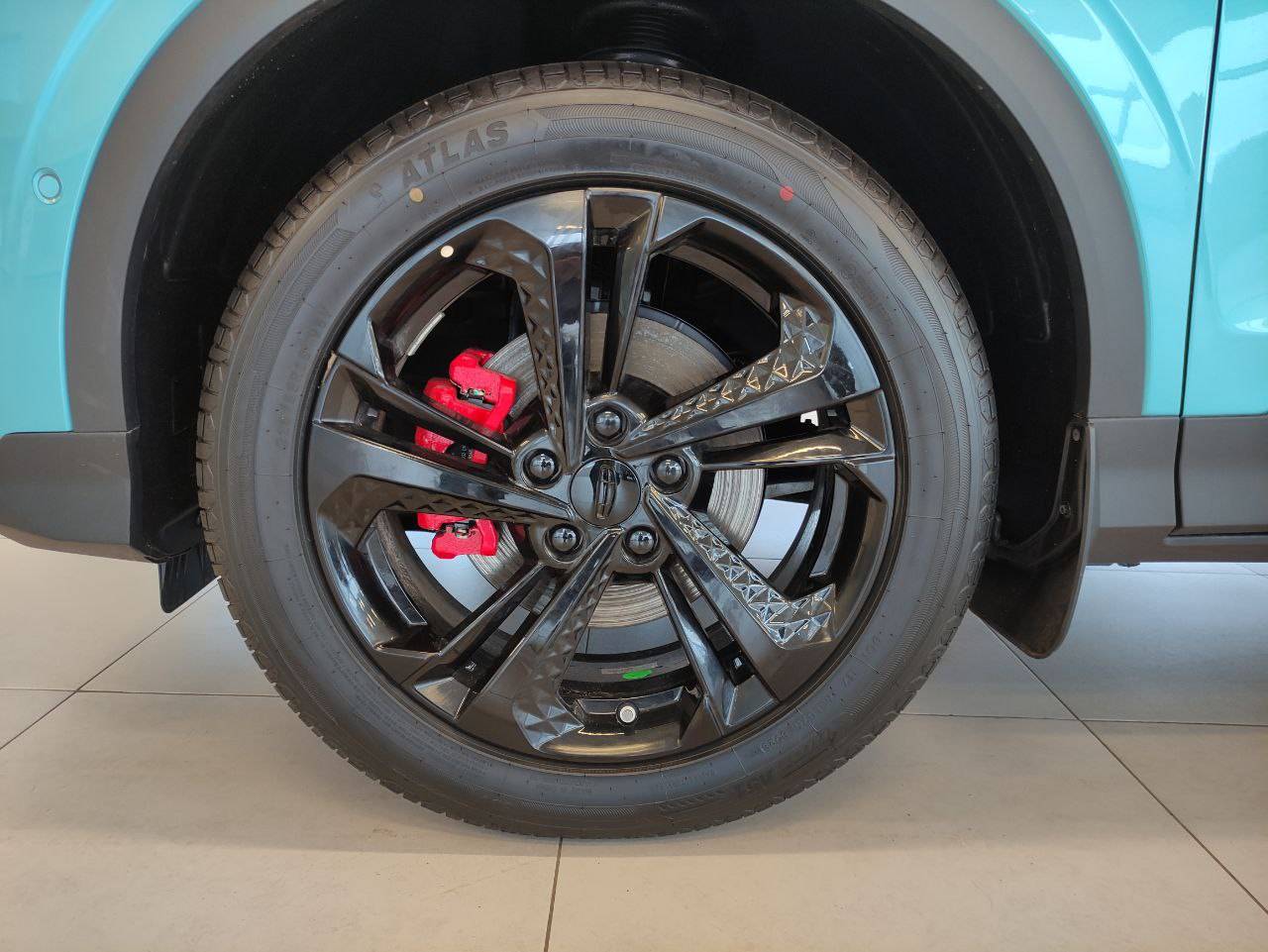 Geely Coolray Luxury 1.5T 7DCT