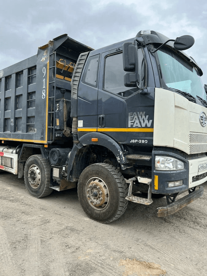 FAW CA3310P66K24T4E5 8х4,  68 031 км, 2022 года в лизинг