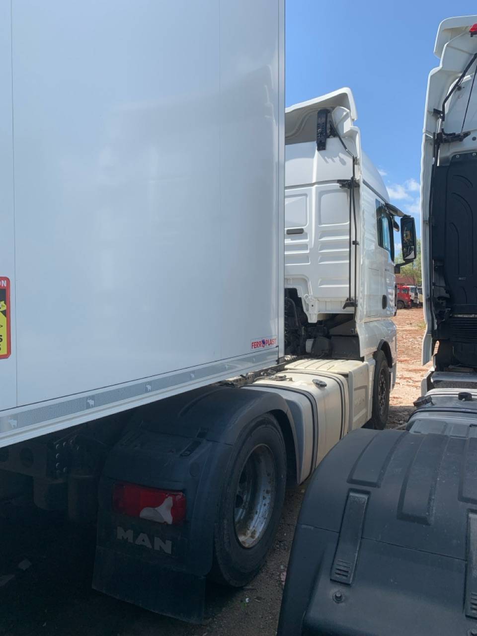 MAN TGX 18.460 4X2 BLS (XLX),  786 800 км, 2017 года в лизинг