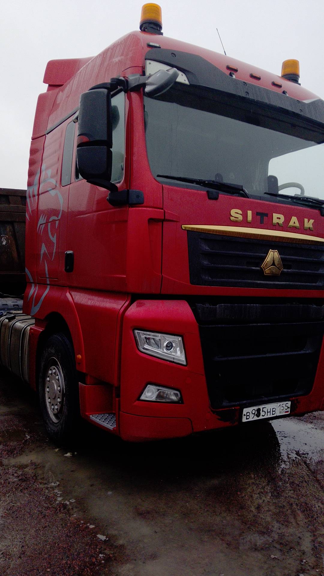 Sitrak С7Н 6×4 ZZ4256V364HE,  156 000 км, 2023 года в лизинг