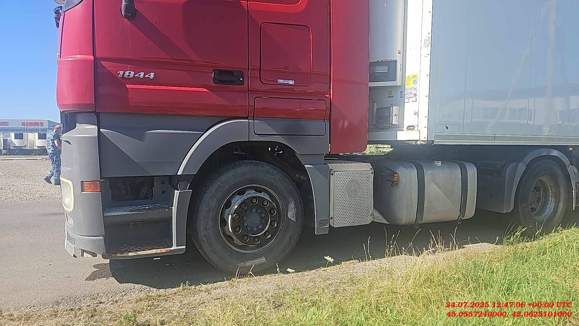 Mercedes-Benz Actros 3 1844 LS 4x2 (Megaspace),  291 331 км, 2017 года в лизинг