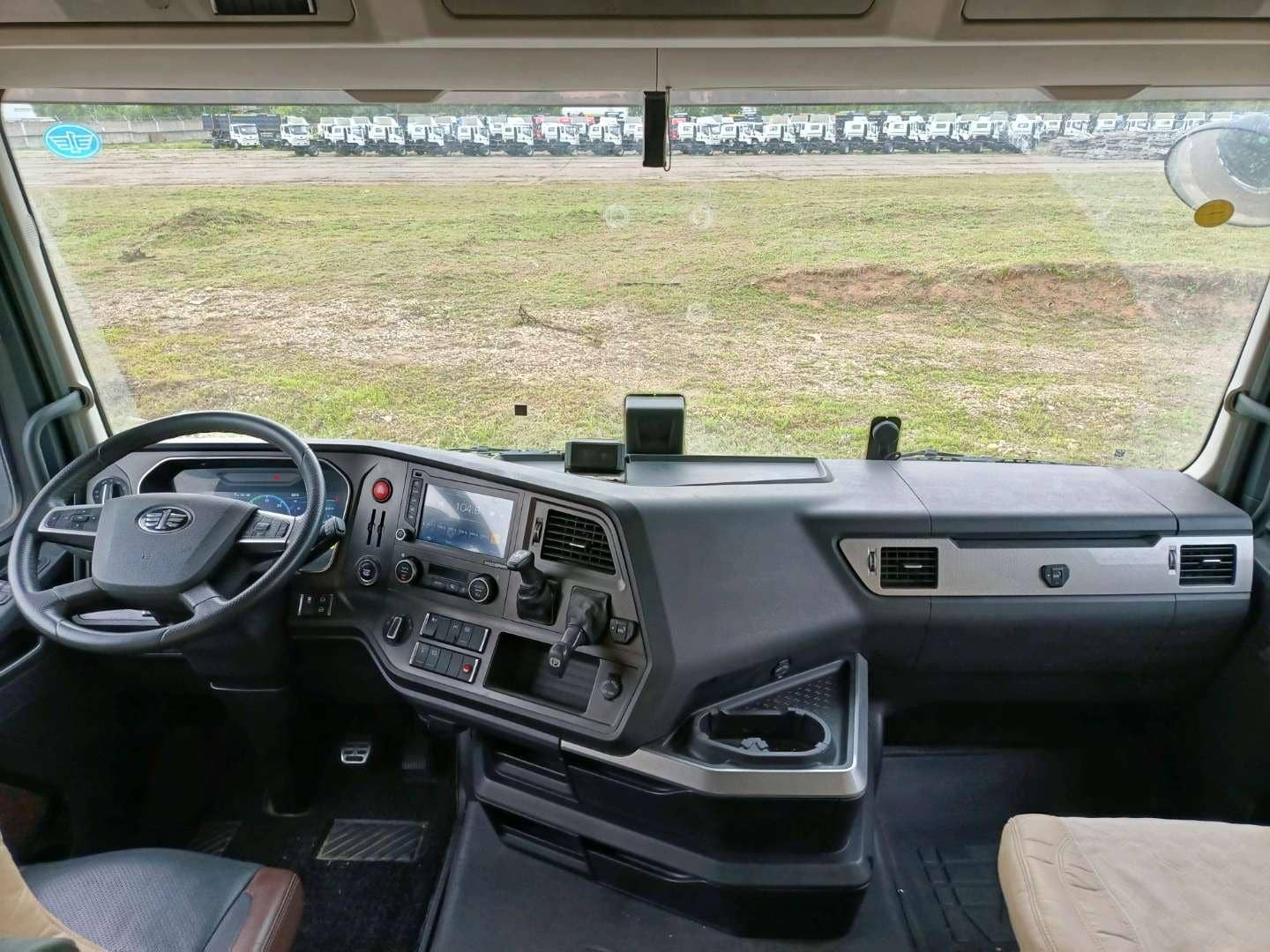 FAW CA4180P77K25E5 4x2,  319 516 км, 2023 года в лизинг