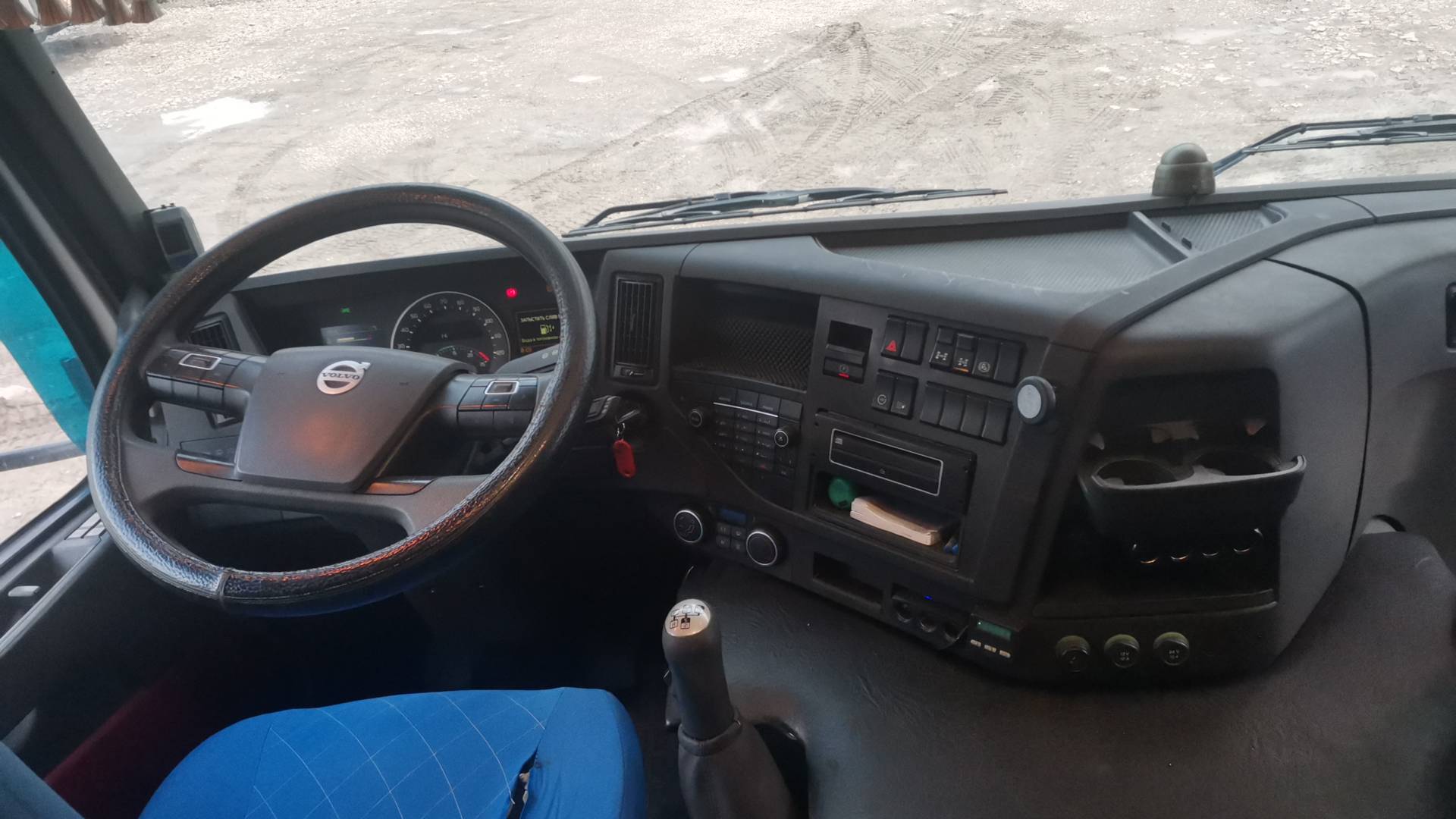 Volvo FMX 460 6x6 (FMX Globetrotter),  372 114 км, 2017 года в лизинг