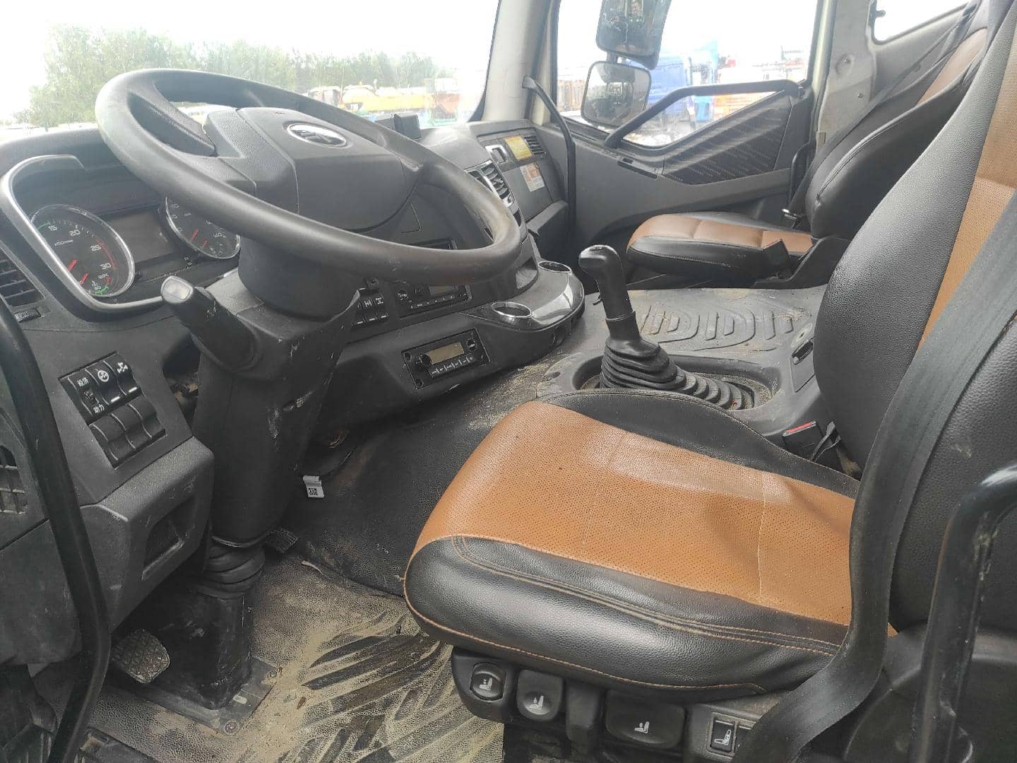 FAW CA3250P66K24L1TE5 6x6,  120 000 км, 2023 года в лизинг