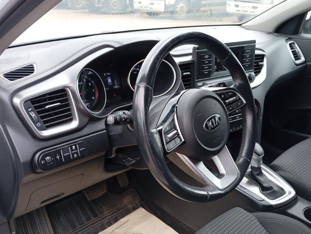 KIA Ceed,  68 356 км, 2021 года в лизинг