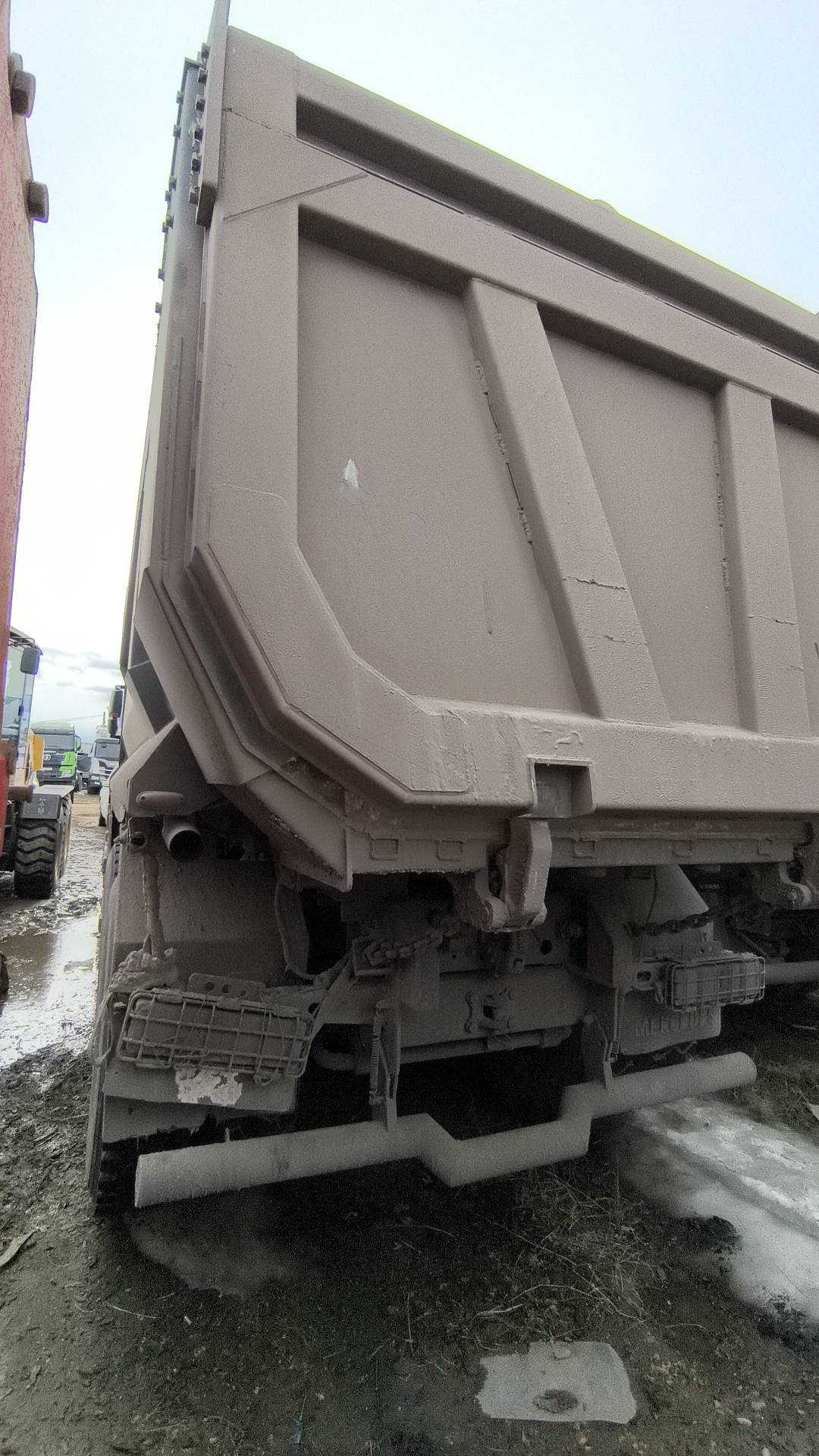 Sitrak ZZ3316V306ME,  116 000 км, 2023 года в лизинг