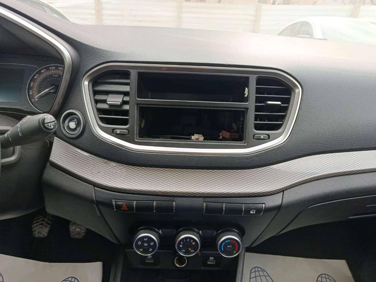 Lada Vesta седан,  163 277 км, 2023 года в лизинг