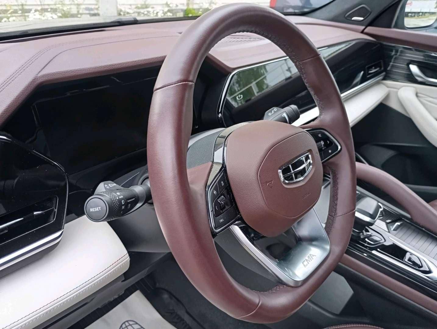 Geely Monjaro,  48 148 км, 2023 года в лизинг