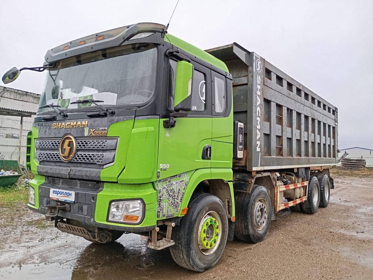 Shacman SX331863366 (скальный кузов)