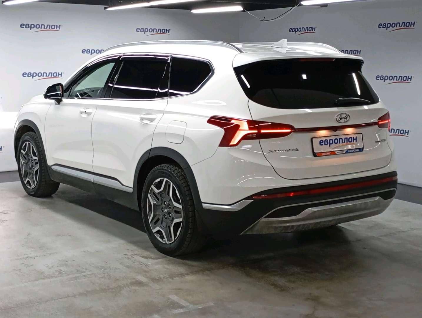 Hyundai Santa Fe,  76 653 км, 2022 года в лизинг