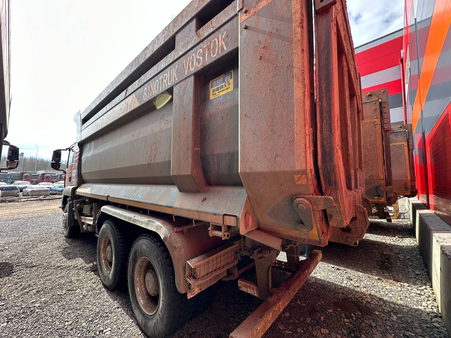 Sitrak ZZ3256V384ME Лот 000001797