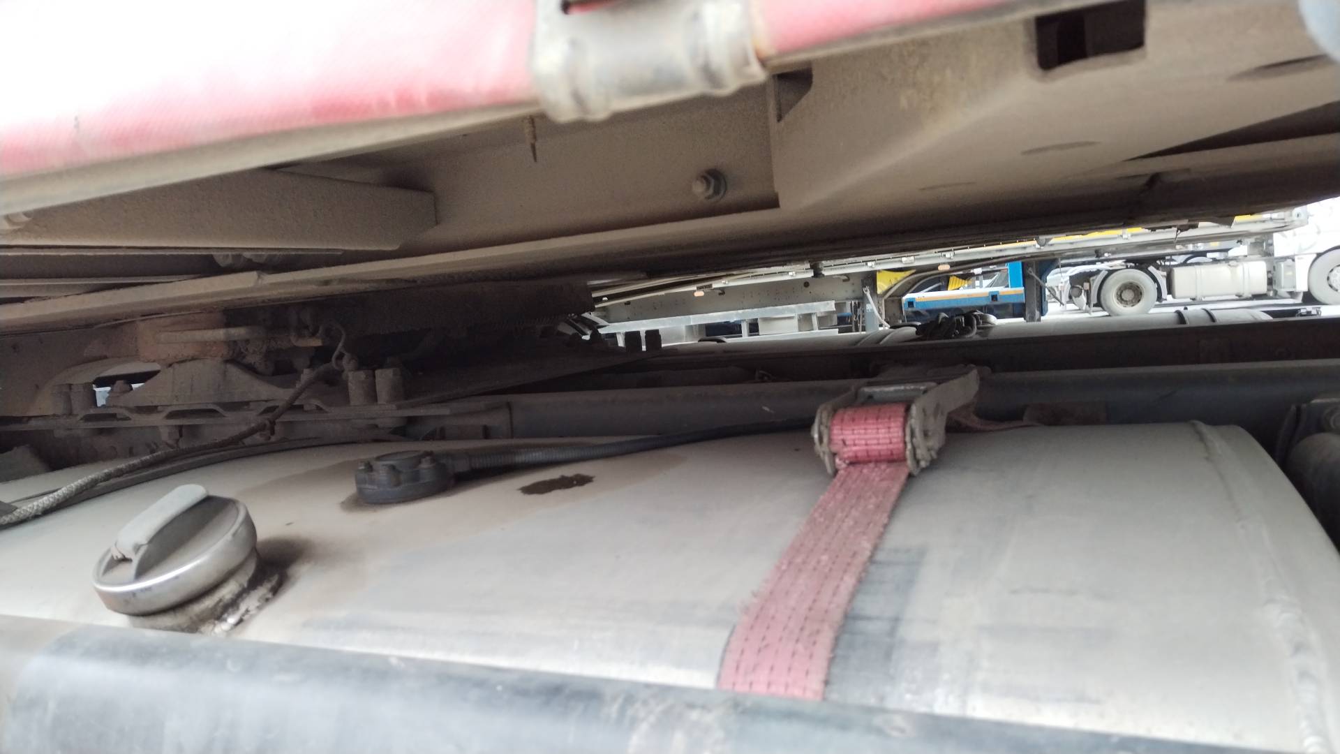 SCHMITZ Шторный SCS 24/L, 2011 года в лизинг