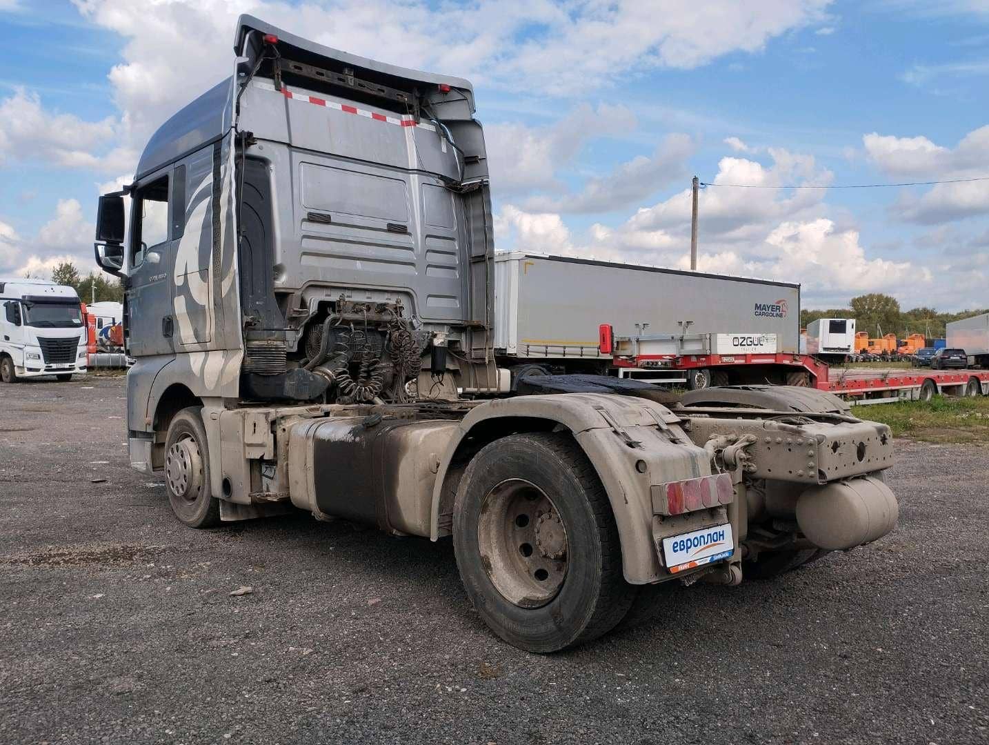 Sitrak C7H 4x2 ZZ4186V361HE,  749 528 км, 2023 года в лизинг