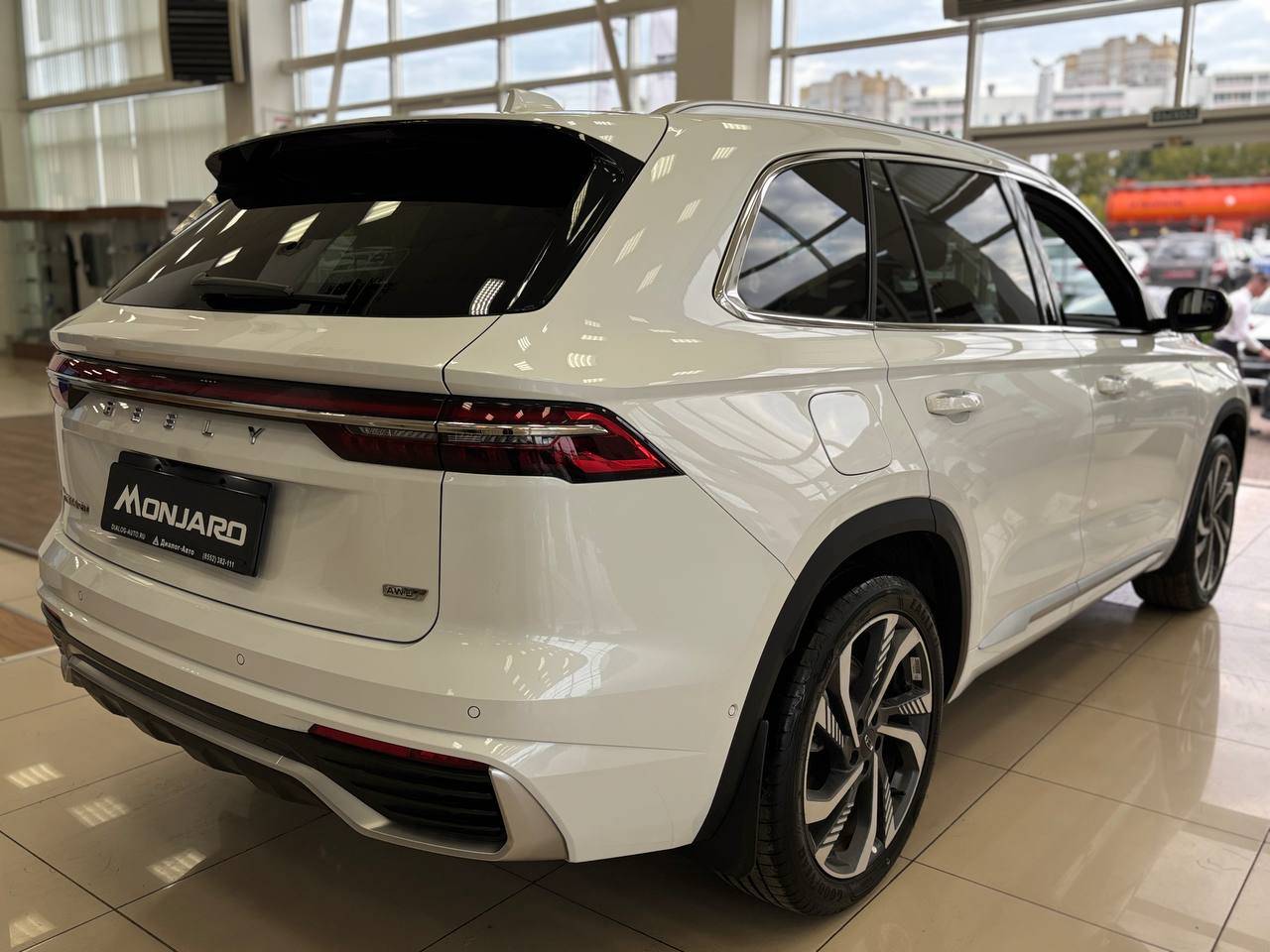 Geely Monjaro Flagship 2.0T (238 hp) 8AT 4WD
