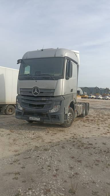 Mercedes-Benz BJ4266Y6DHLA2