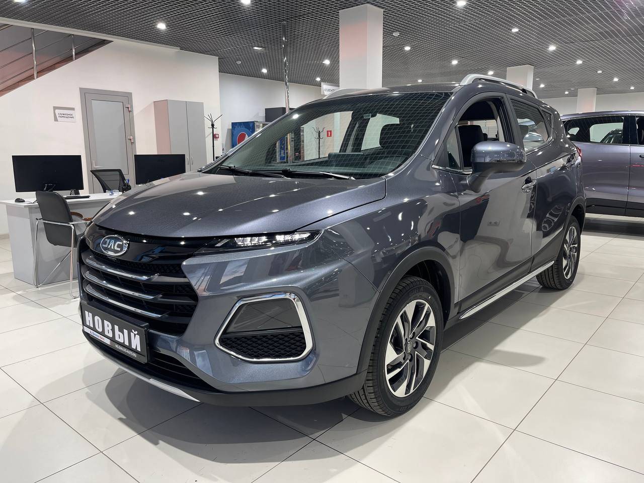 JAC JS3 Luxury 1.6 MT