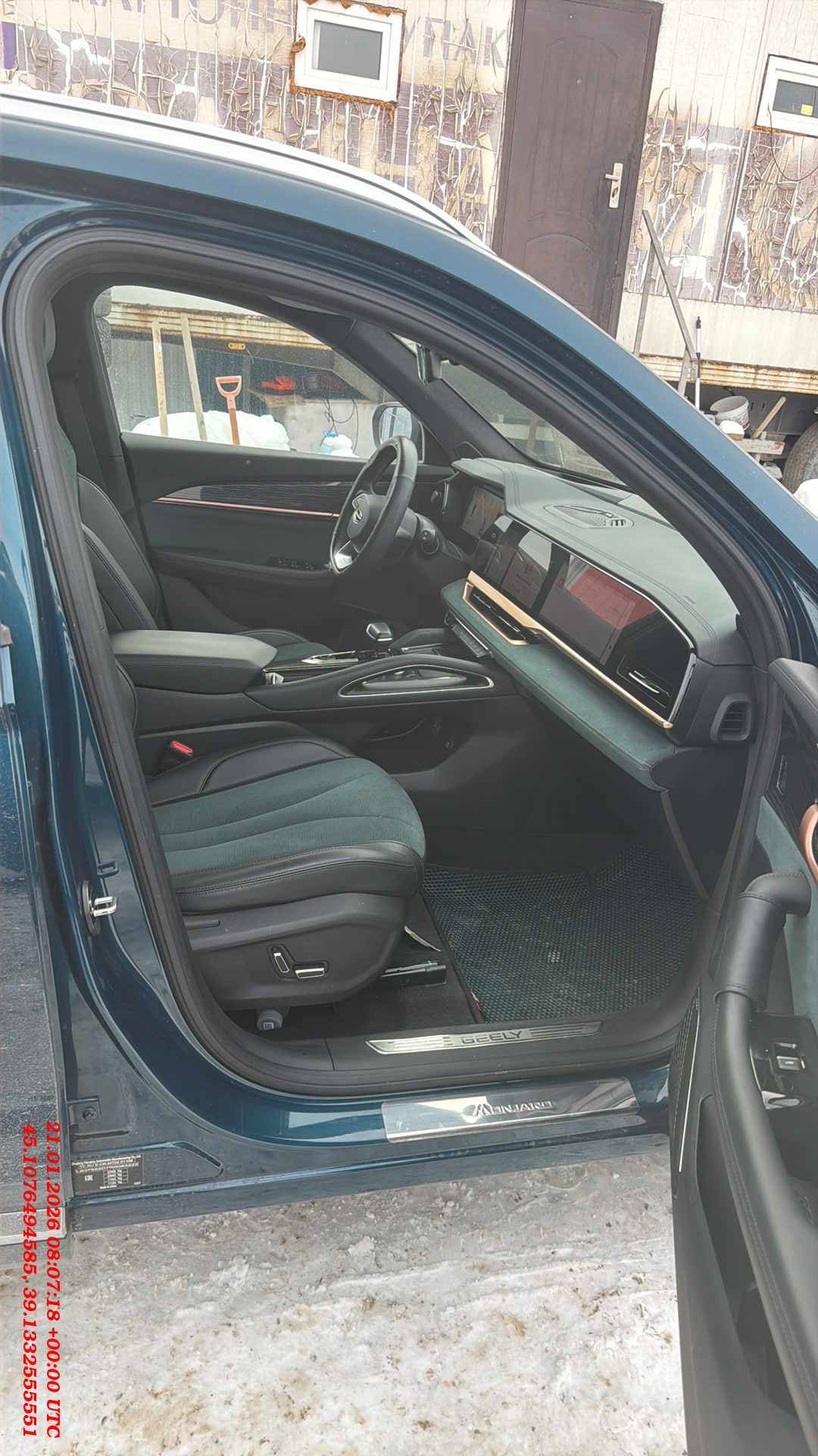 Geely Monjaro,  7 167 км, 2024 года в лизинг