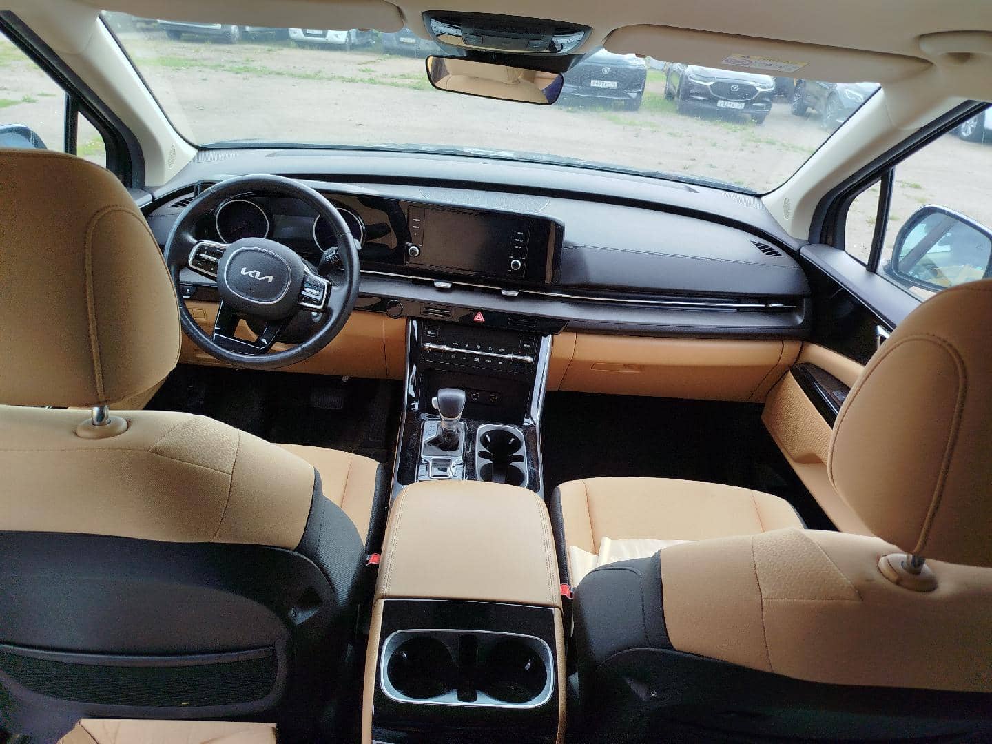 KIA Carnival,  102 000 км, 2022 года в лизинг