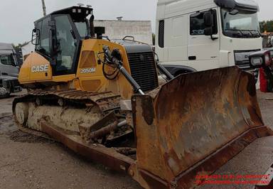 CASE 2050M XLT
