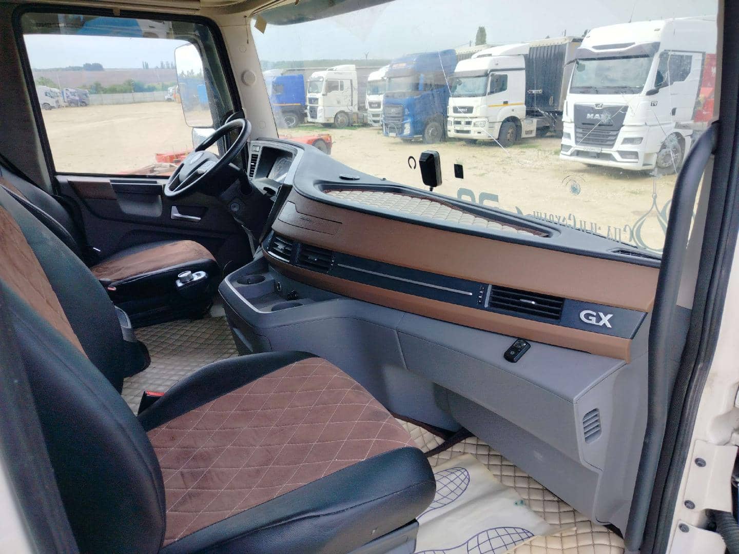 DongFeng GX DFH4180 4x2,  371 820 км, 2023 года в лизинг