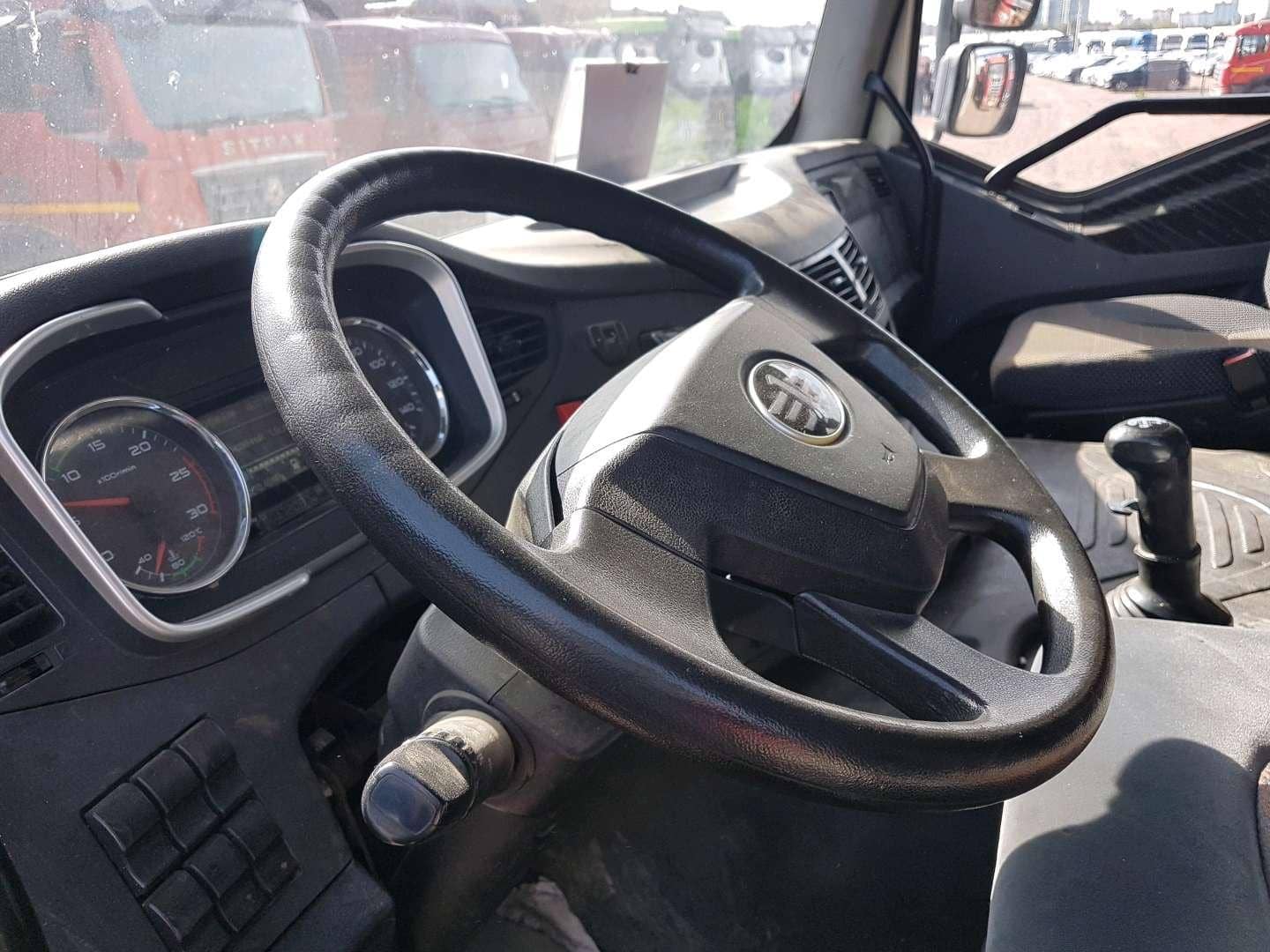 FAW CA3310P66K24T4E5 8х4,  172 087 км, 2021 года в лизинг