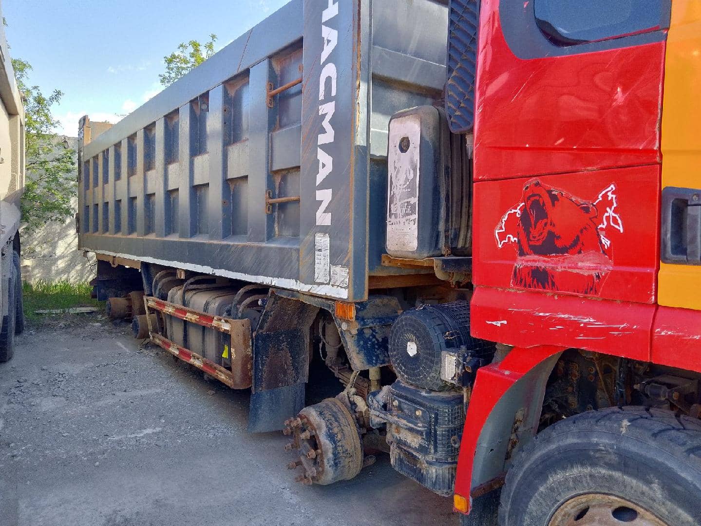 Shacman SX33186T366C,  180 000 км, 2021 года