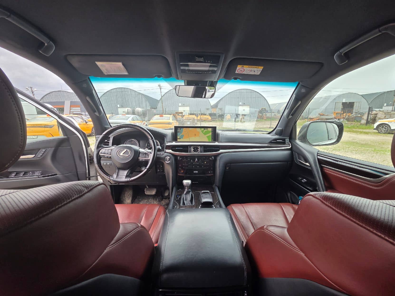 Lexus LX 450d,  366 376 км, 2018 года в лизинг
