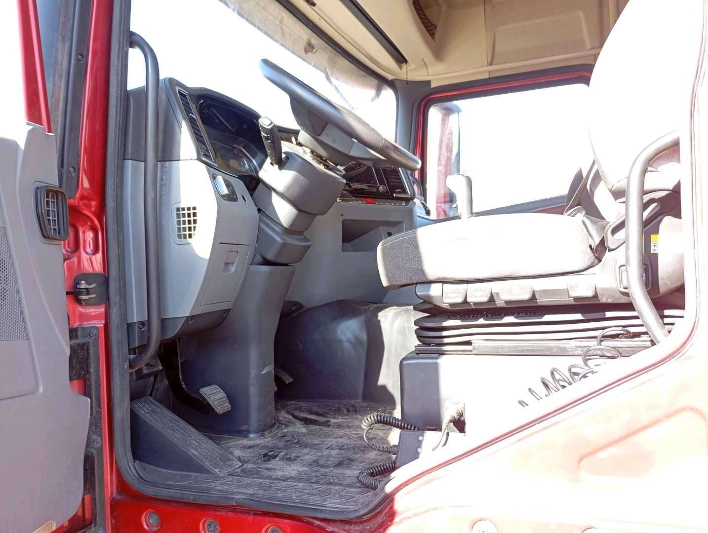 Shacman SX42584V324,  284 999 км, 2023 года в лизинг