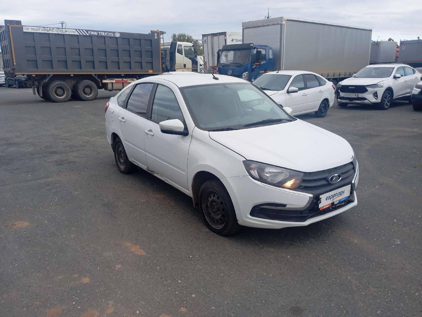 Lada Granta лифтбек,  157 983 км, 2024 года в лизинг