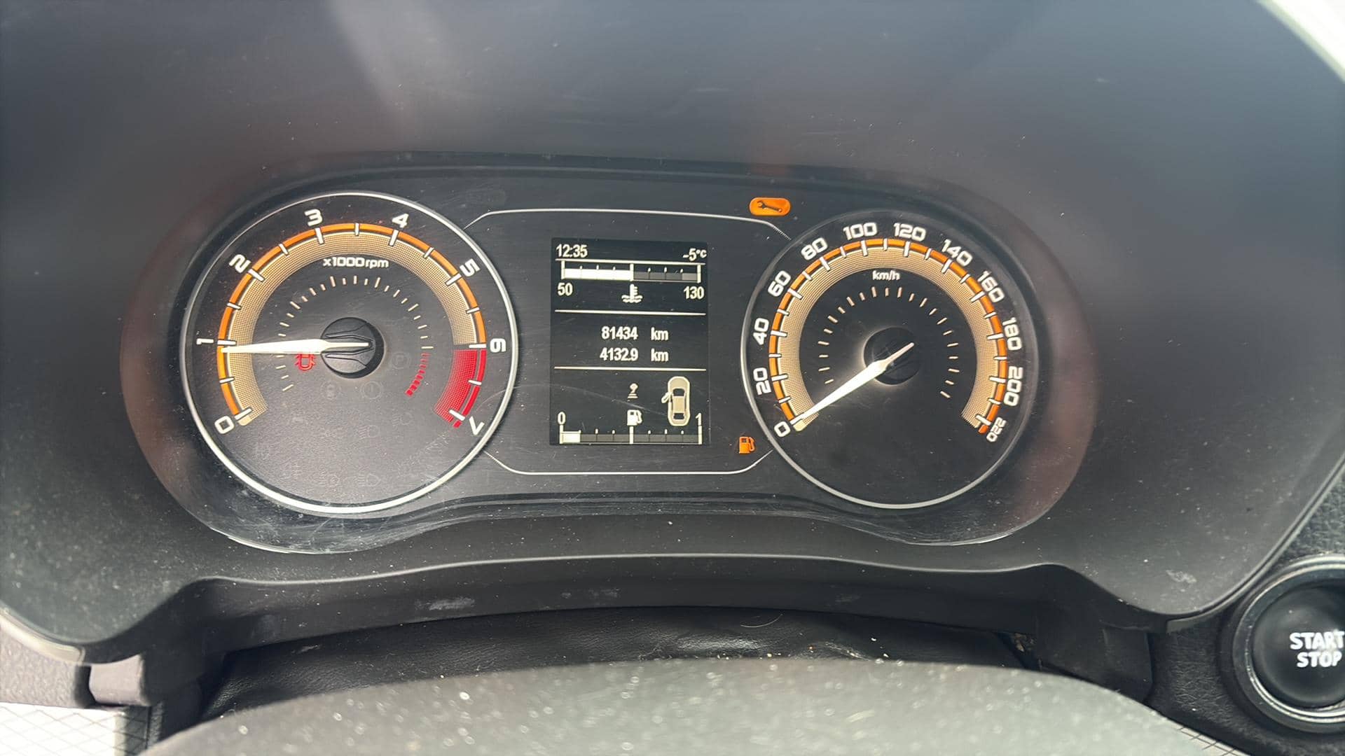 Lada Vesta седан,  81 434 км, 2024 года в лизинг