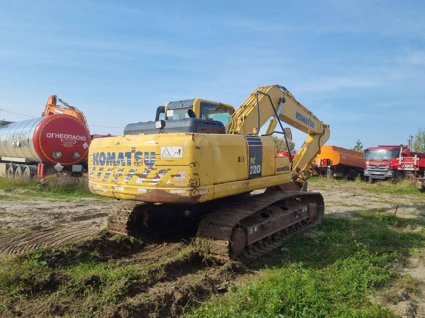 KOMATSU PC220-8MO, 2016 года в лизинг