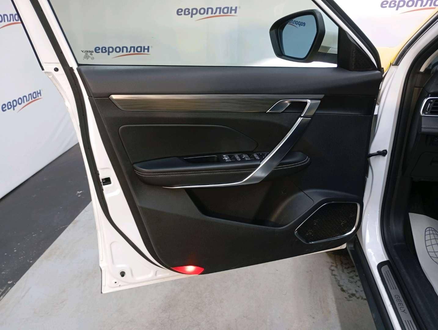 Geely Atlas Pro,  80 347 км, 2024 года в лизинг