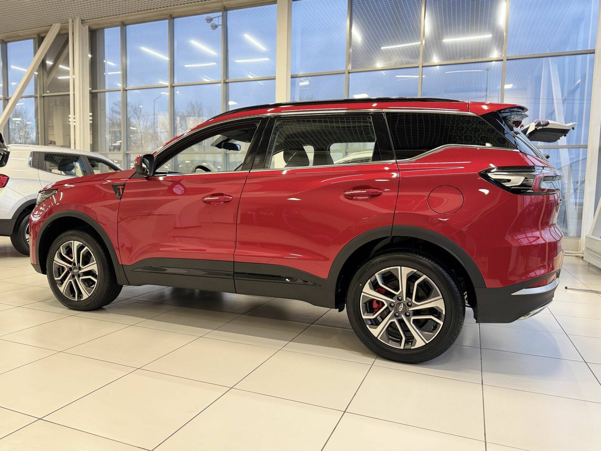 Chery Tiggo 7 PRO MAX Актив 1.6Т 150 АТ полный привод (Active)