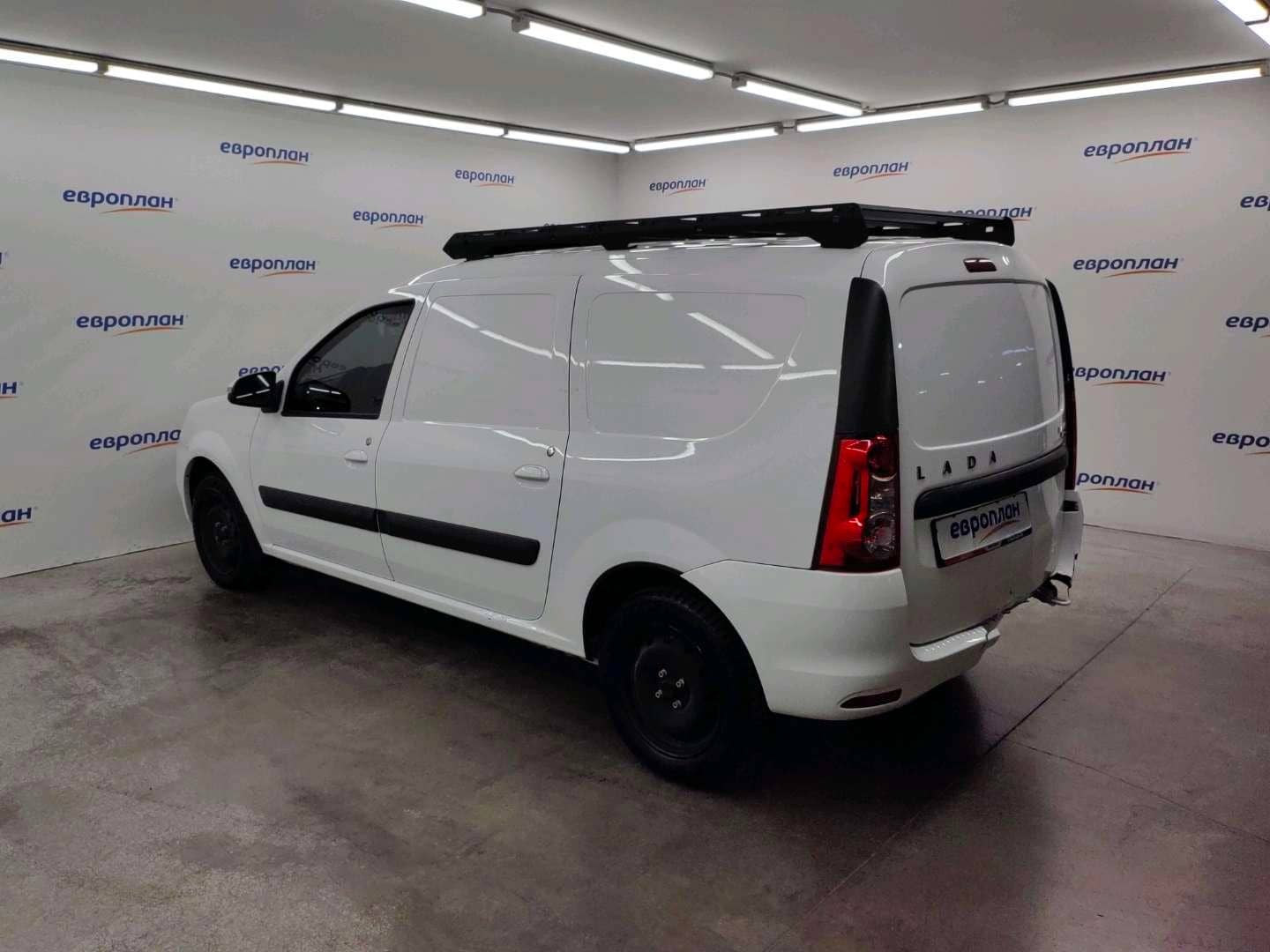Lada Largus фургон,  32 084 км, 2024 года в лизинг