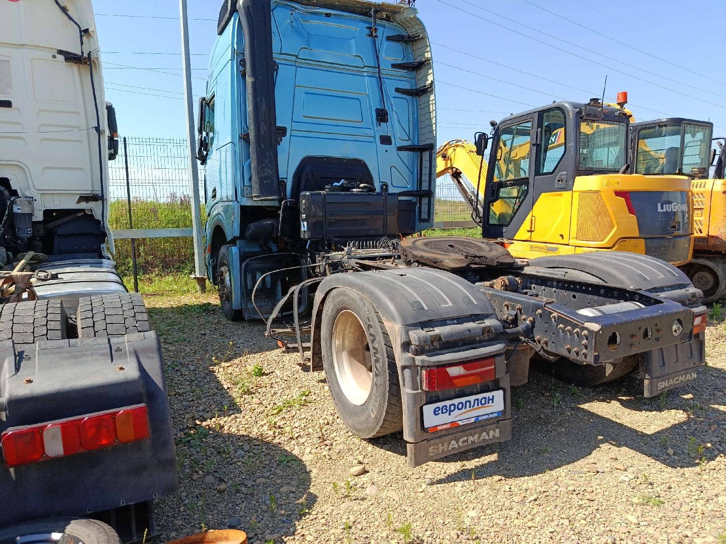 Shacman SX4188YY381,  154 040 км, 2023 года в лизинг
