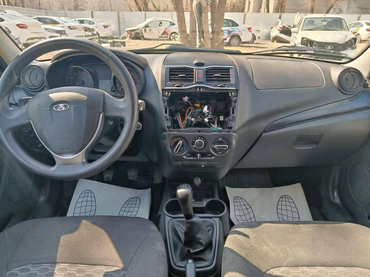 Lada Granta лифтбек,  122 604 км, 2023 года в лизинг