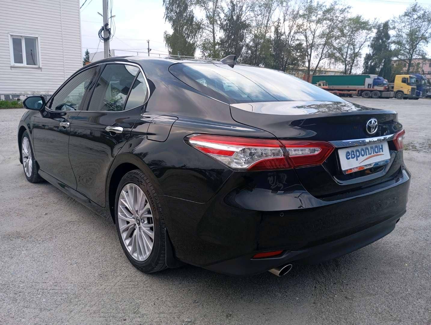 Toyota Camry,  25 697 км, 2022 года в лизинг
