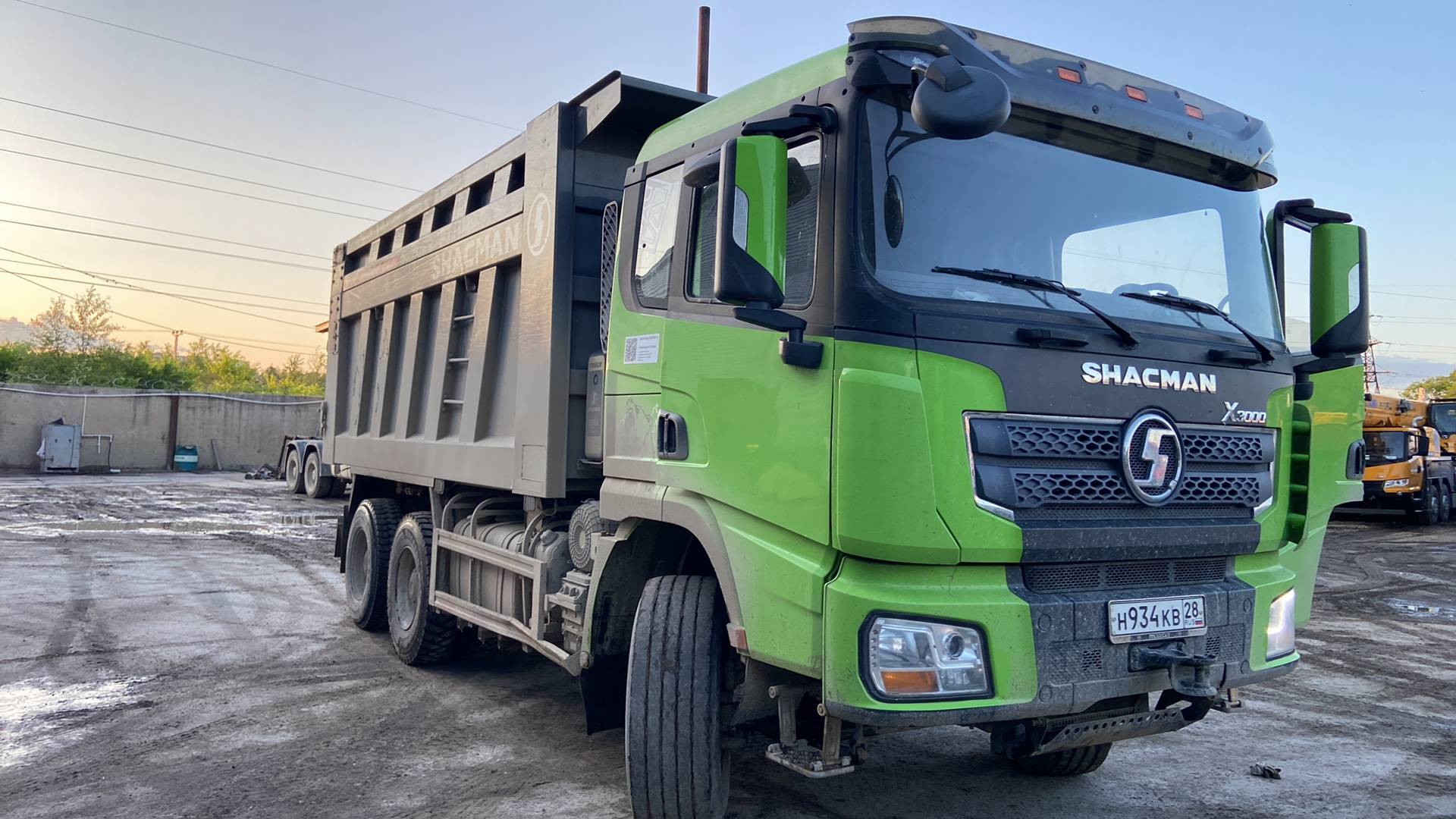 Shacman SX32586V384,  77 699 км, 2023 года в лизинг