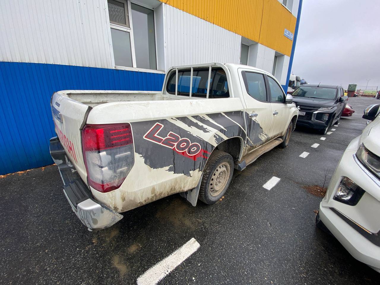 Mitsubishi L200 Лот 000002159