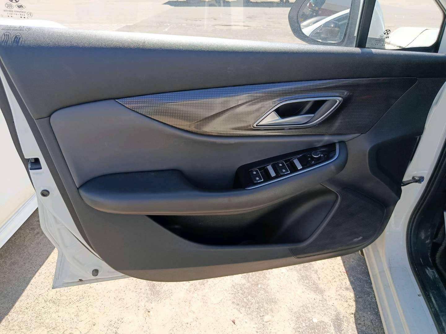 BAIC Ю5 Плюс (U5 Plus),  79 907 км, 2023 года в лизинг
